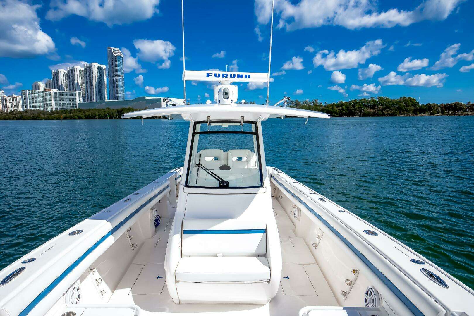 2017 Intrepid 375 Open - Image 12