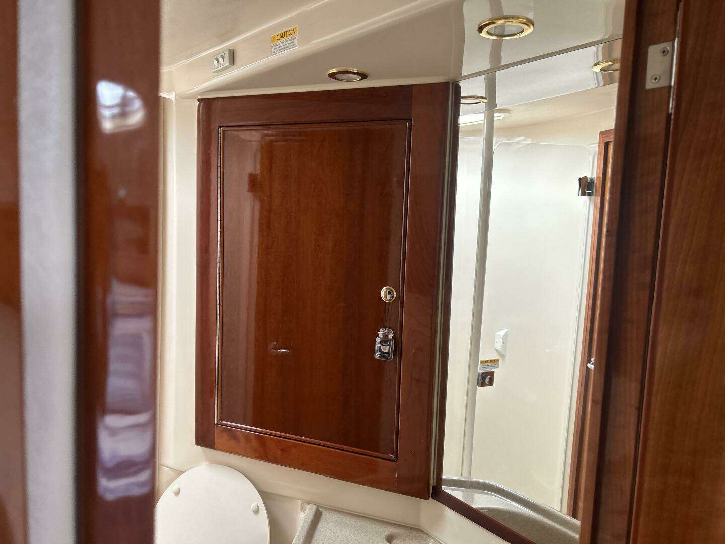 2004 Wellcraft Excalibur - Image 49