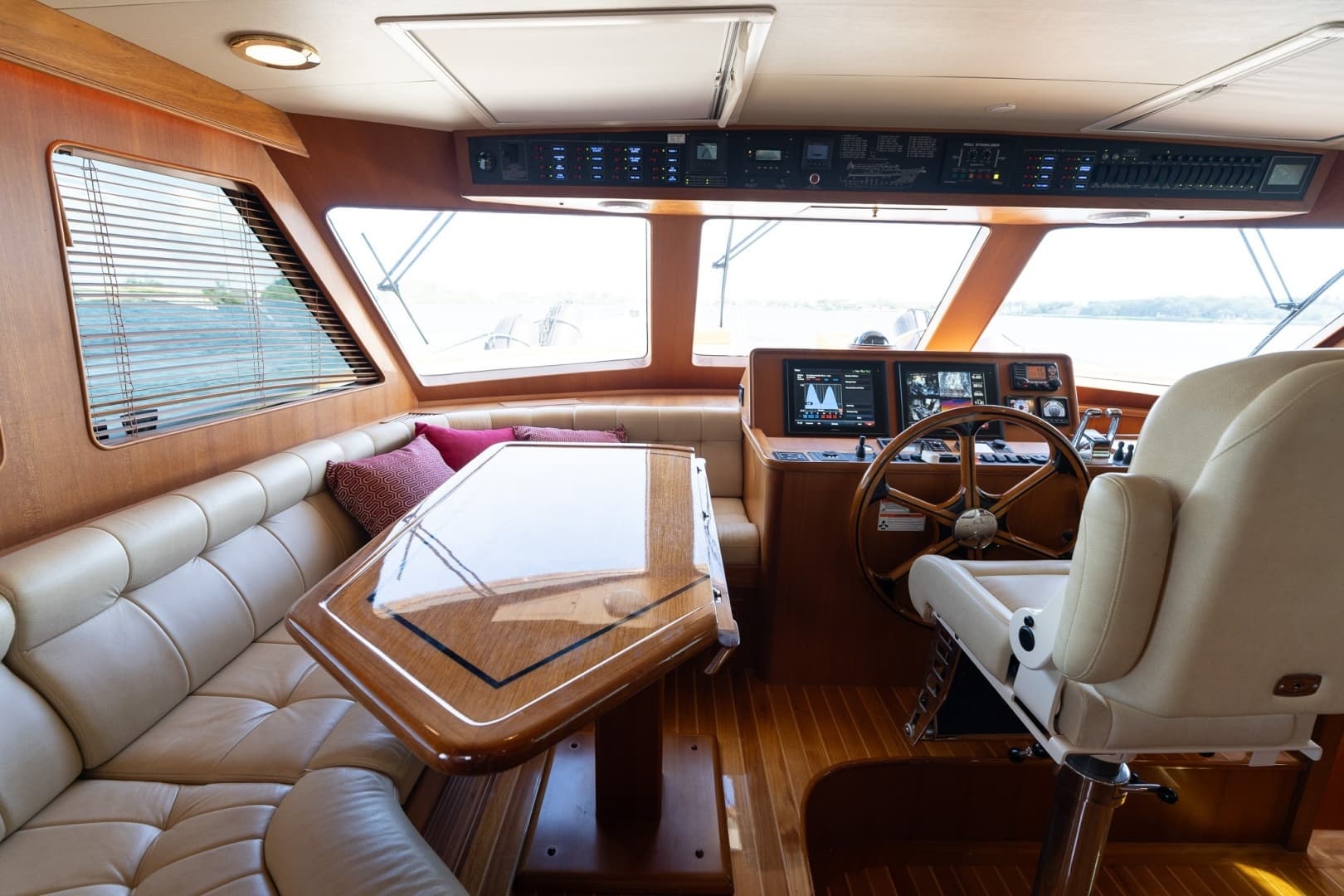 2016 Marlow Explorer 58E - Image 26