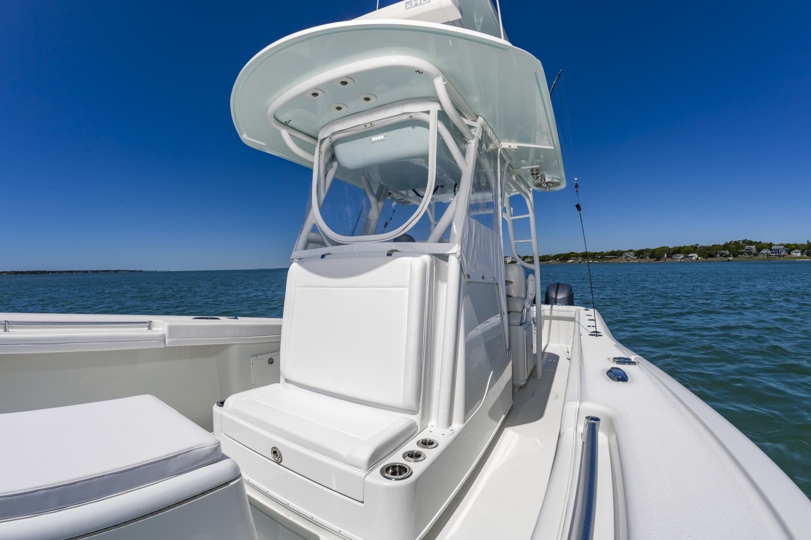 2015 Yellowfin 36 Offshore - Image 36