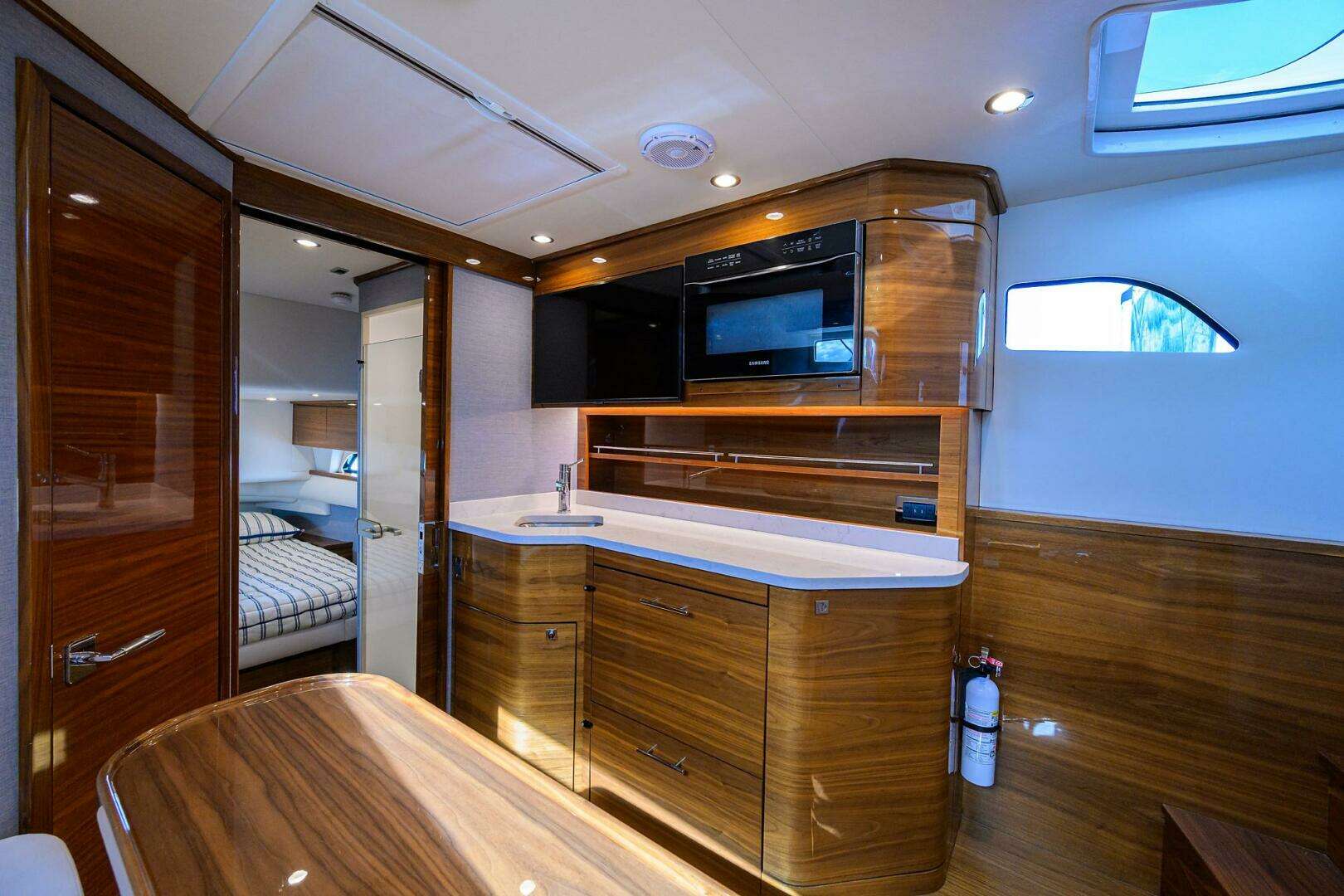 2024 Valhalla Boatworks V-55 - Image 4