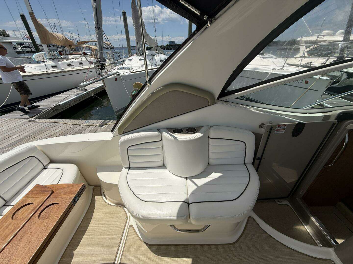 2006 Sea Ray 290 Sundancer - Image 7