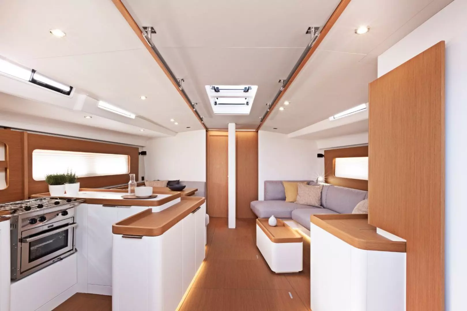 2026 Beneteau Oceanis Yacht 54 - Image 21