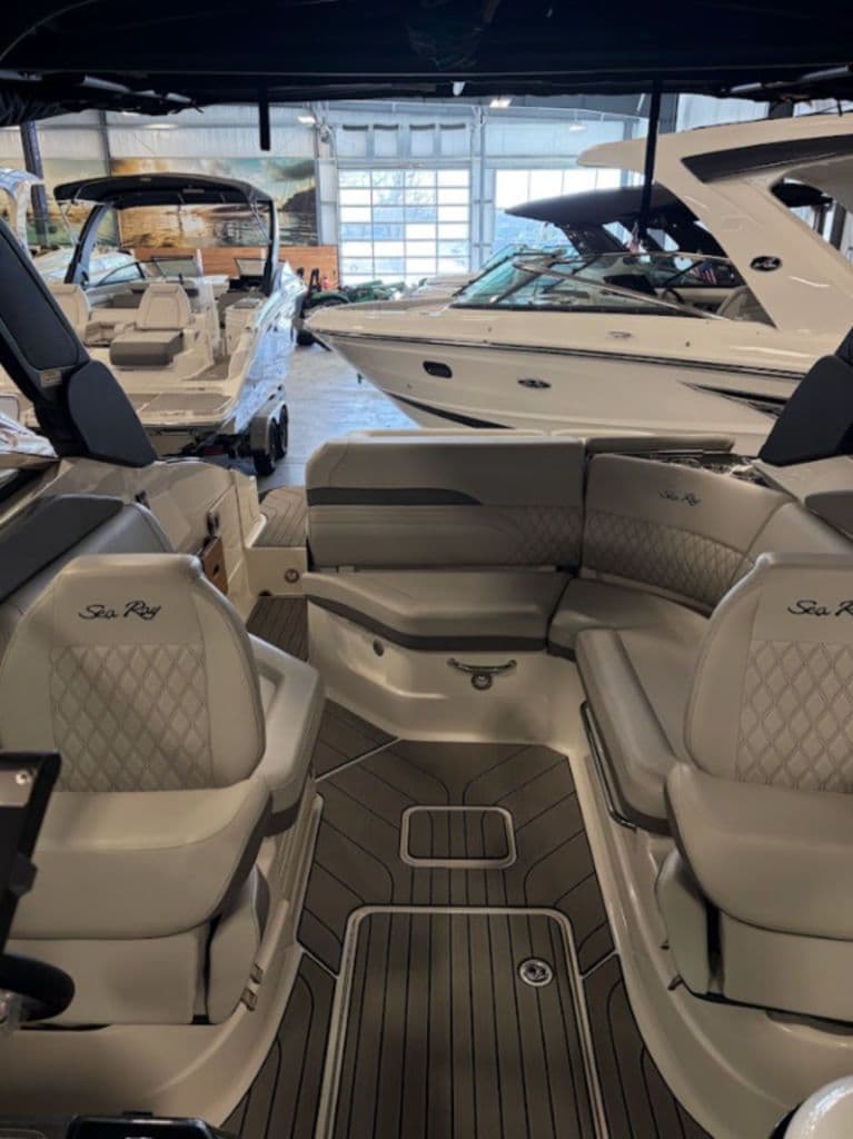 2023 Sea Ray SLX 260 - 5