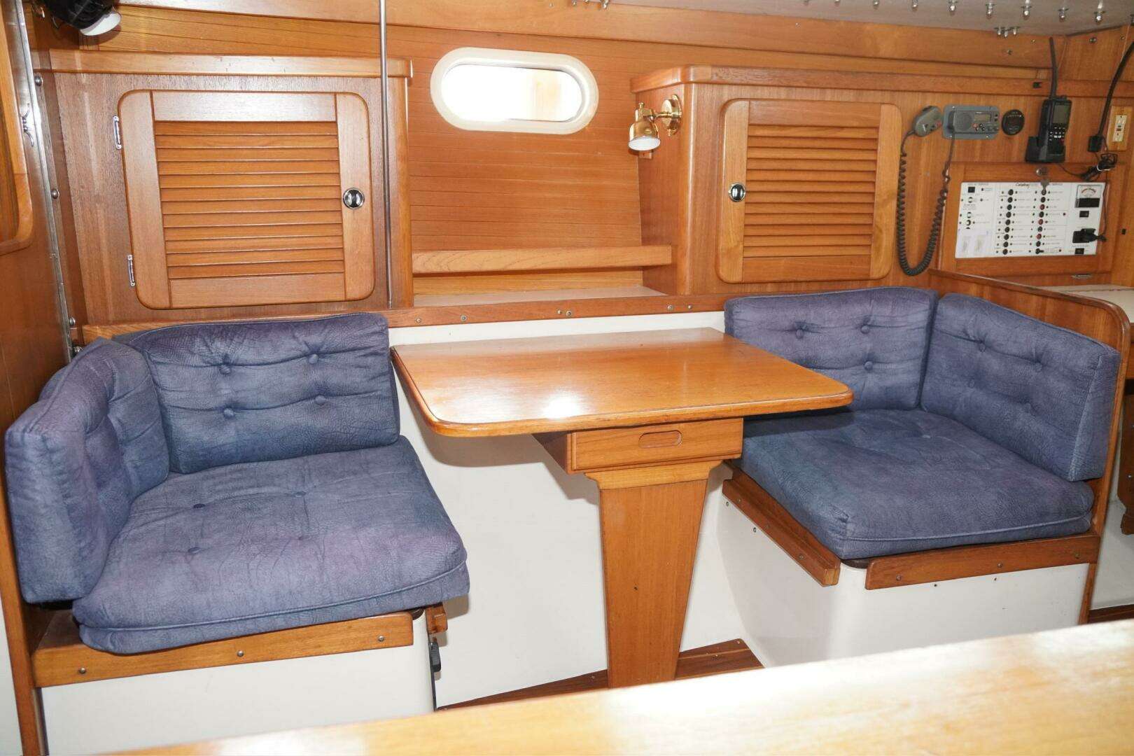 2000 Catalina 36 Mkll - Image 28