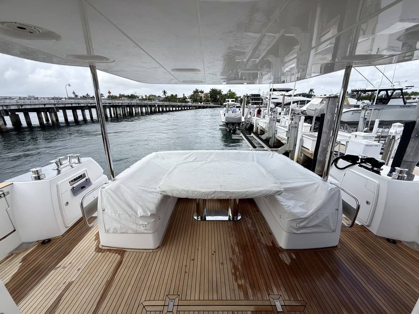 2020 Azimut Magellano 66 - Image 8