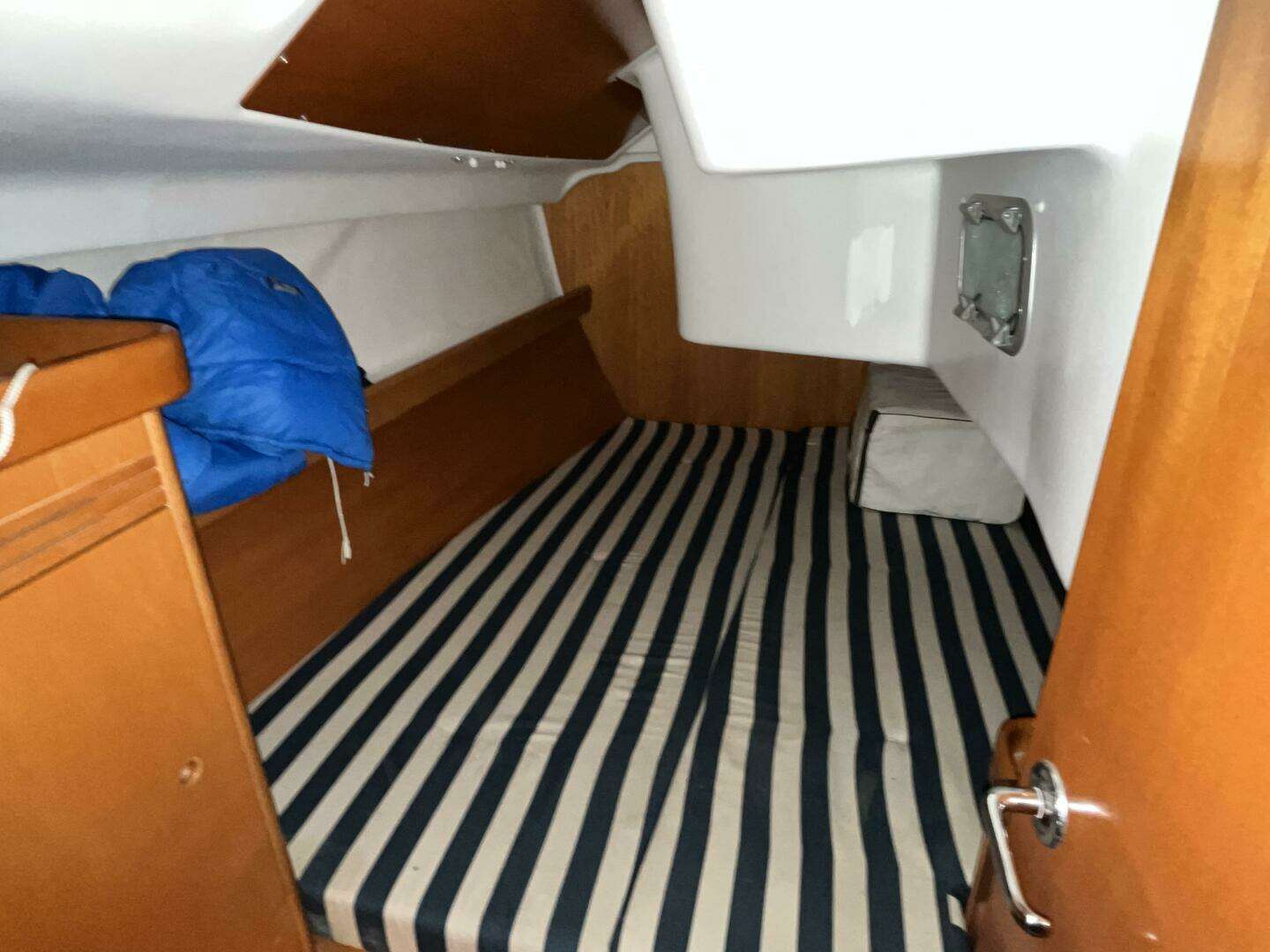 2001 Beneteau First 40.7 - Image 17