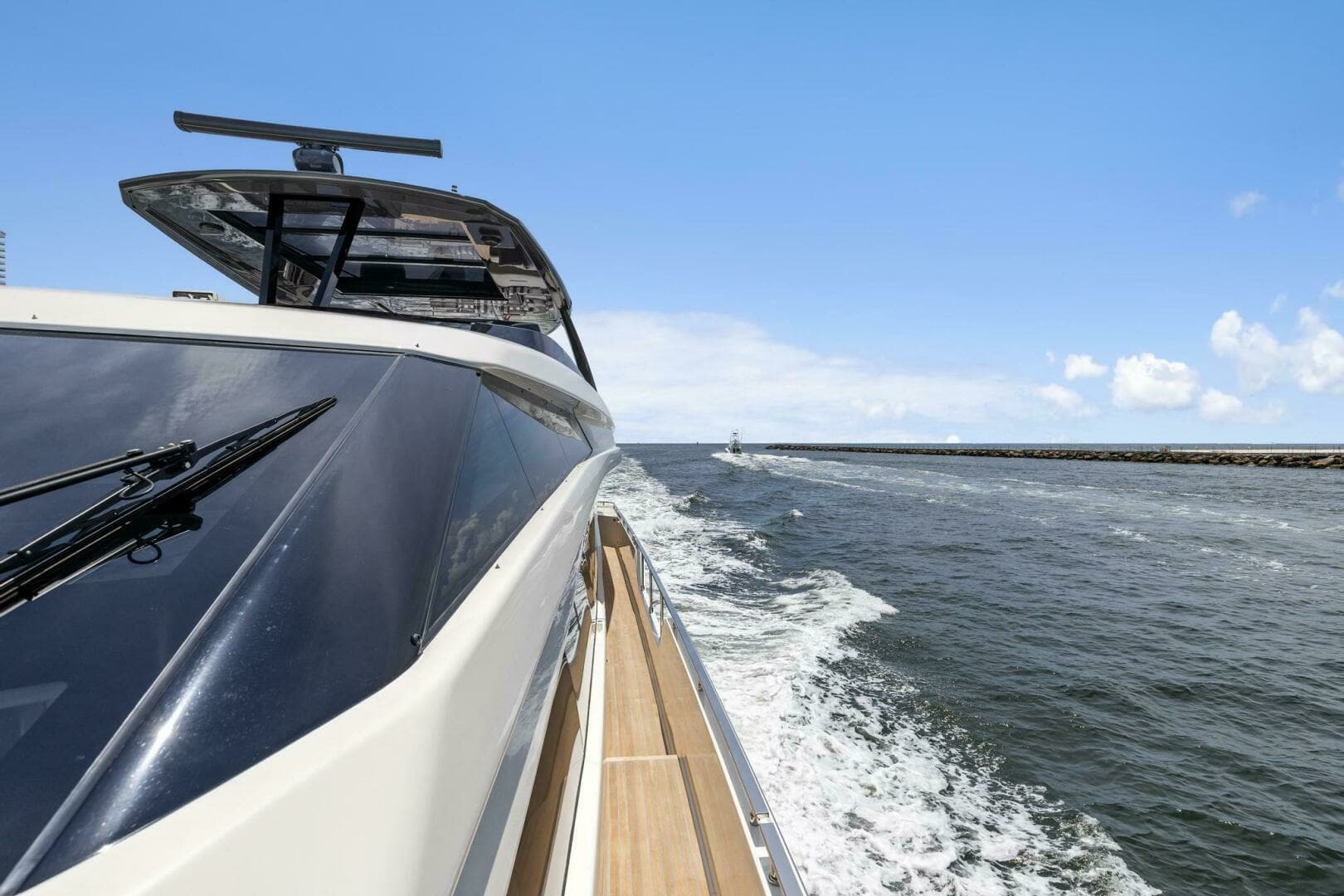 2021 Ferretti Yachts 850 - Image 12