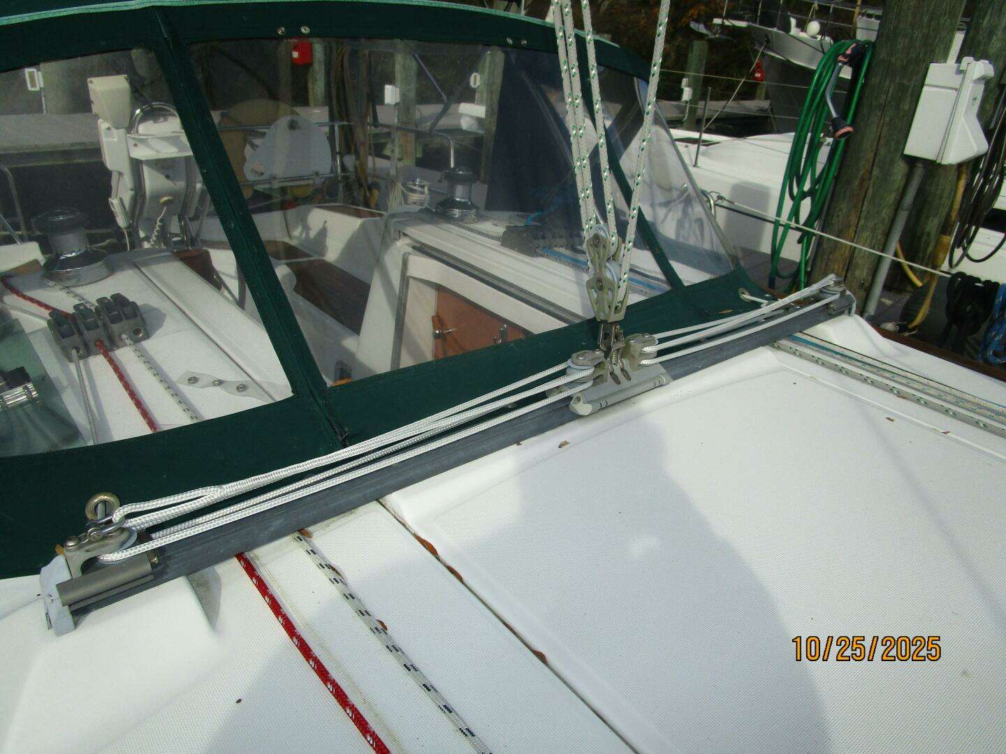 2007 Beneteau 373 - Image 24