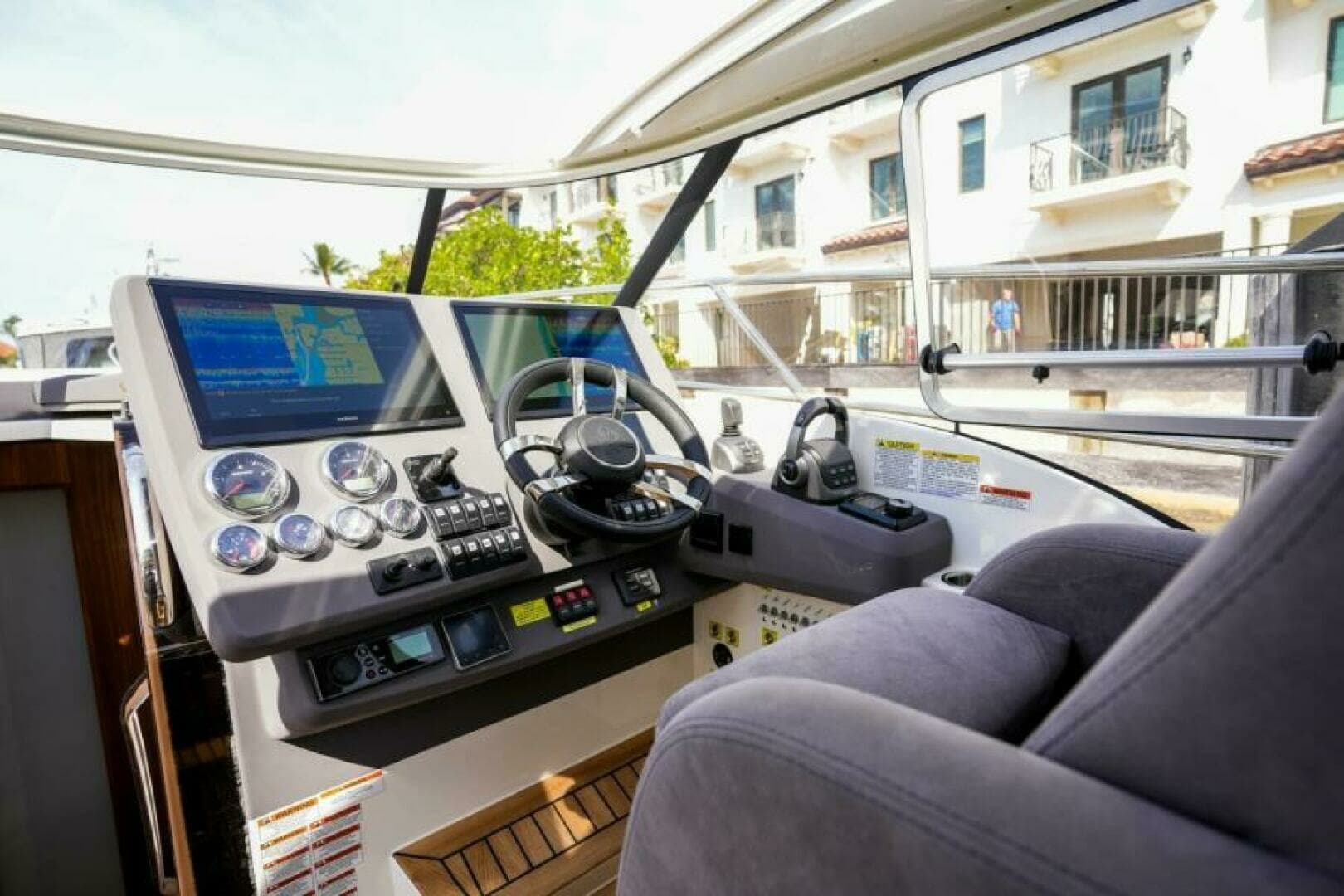 2026 Marex 360 Cabriolet Cruiser - Image 21