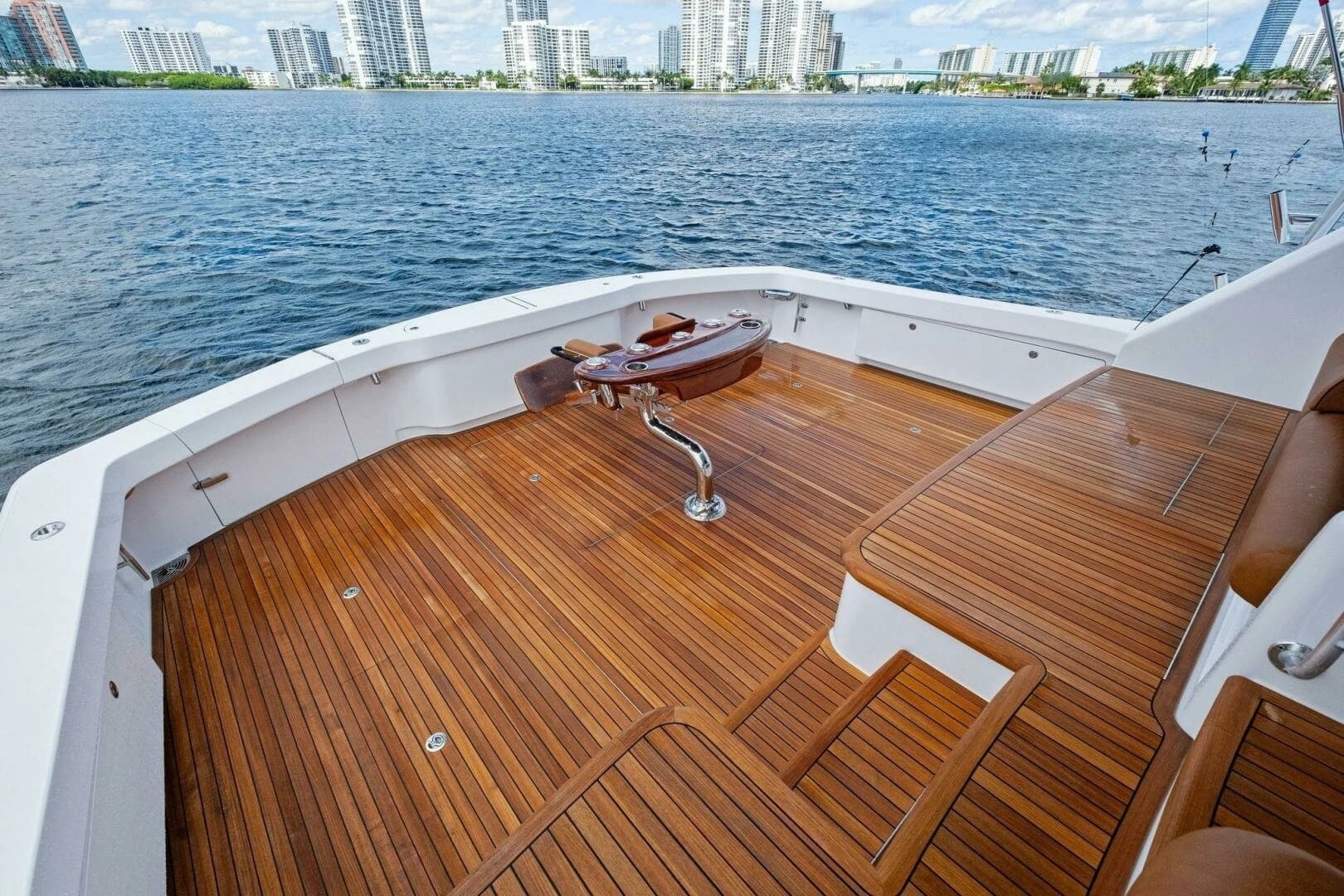 2012 Viking 82 Convertible - Image 62