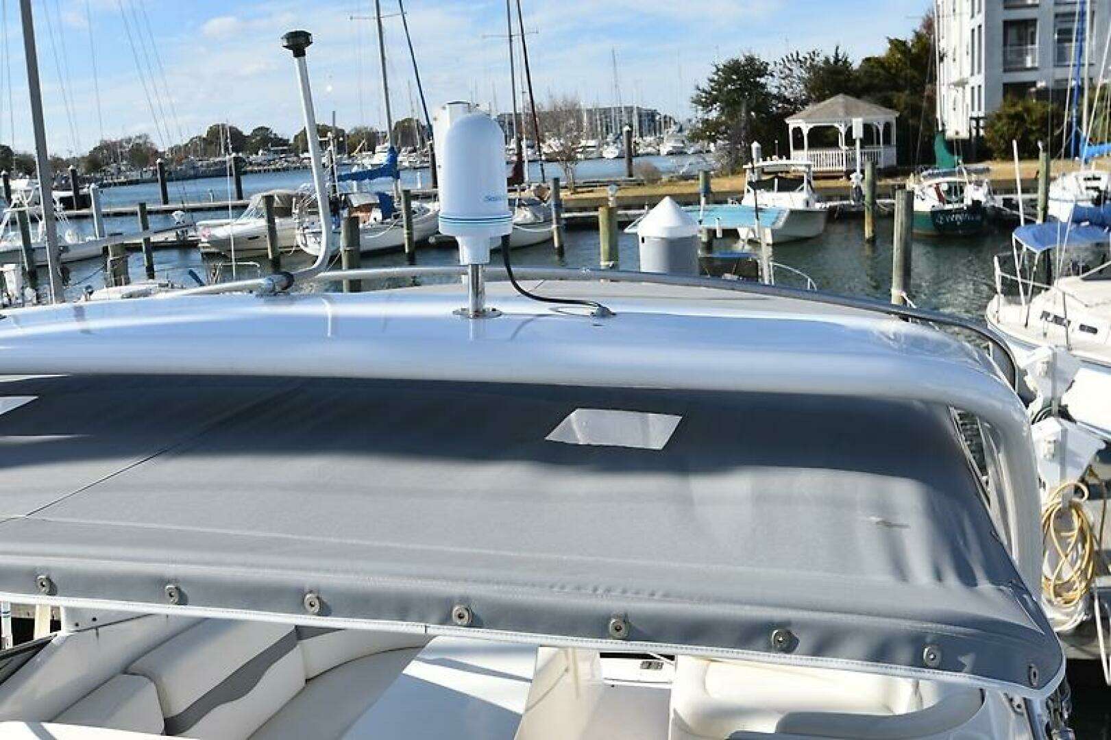 2003 Chaparral Signature 320 - Image 53