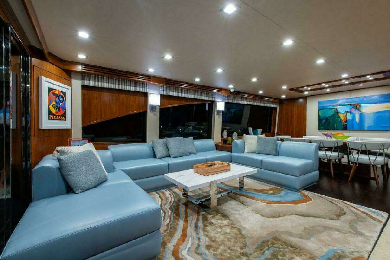 2018 Viking Enclosed Flybridge - Image 3