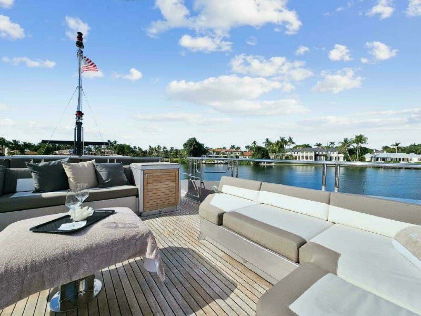 2008 Palmer Johnson 124 Sports Cruiser - Image 16