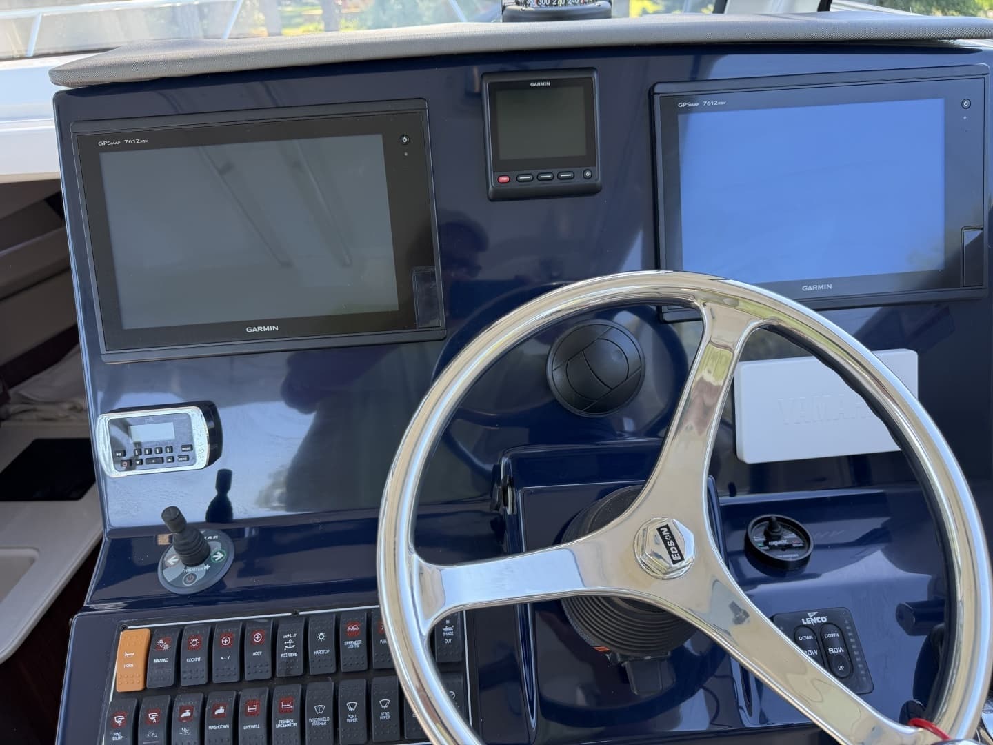 2016 Pursuit Offshore - Image 10