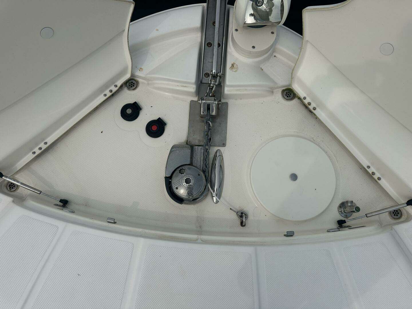 2009 Meridian 441 Sedan - Image 48