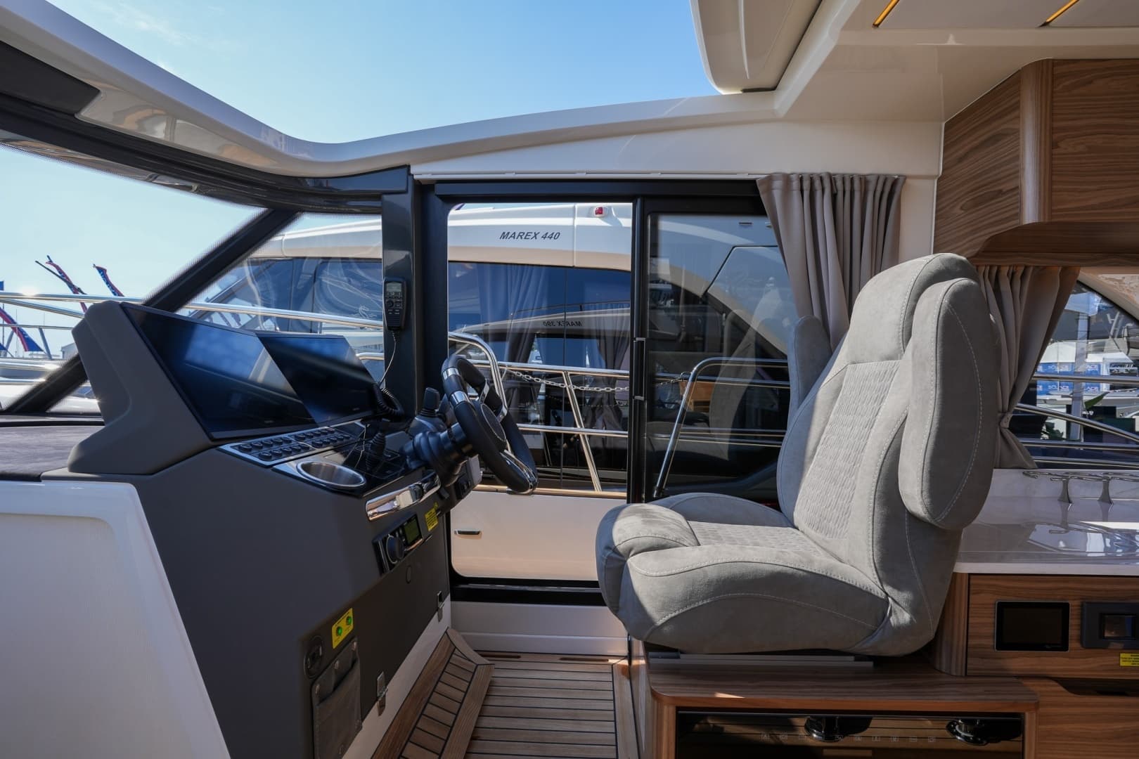 2026 Marex 390 - Image 33