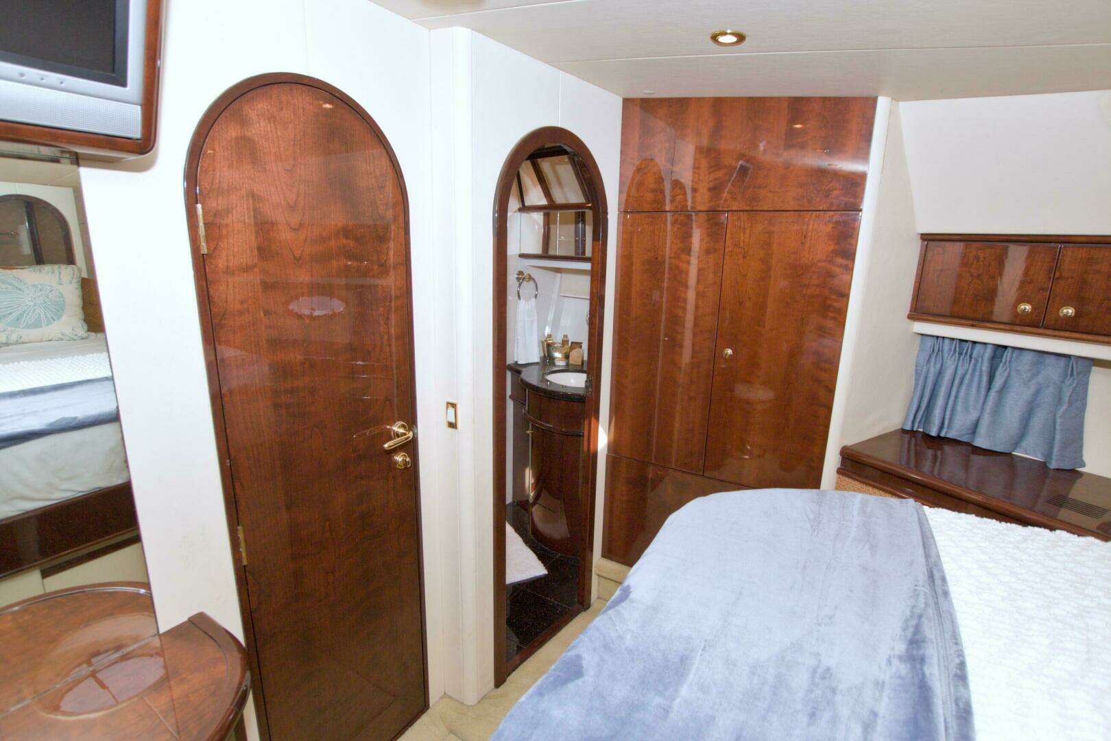 2005 Neptunus 62 Flybridge - Image 75
