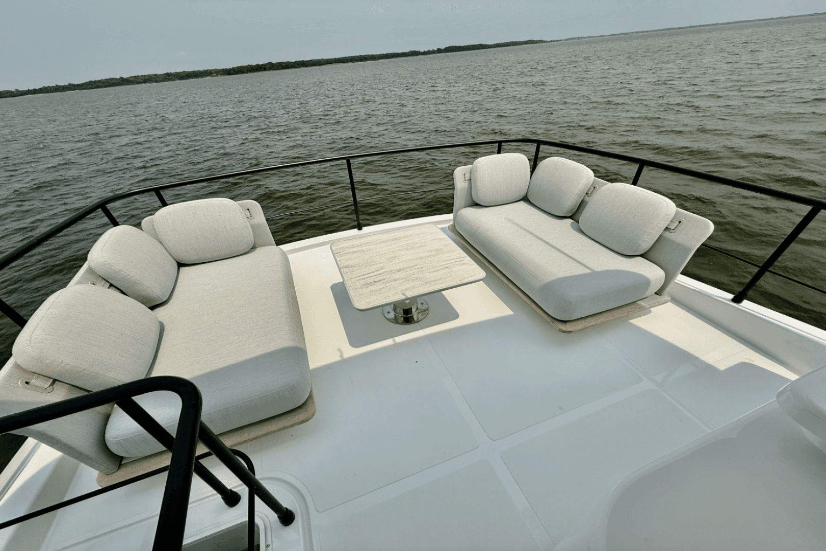 2026 Azimut Magellano 60 - Image 86