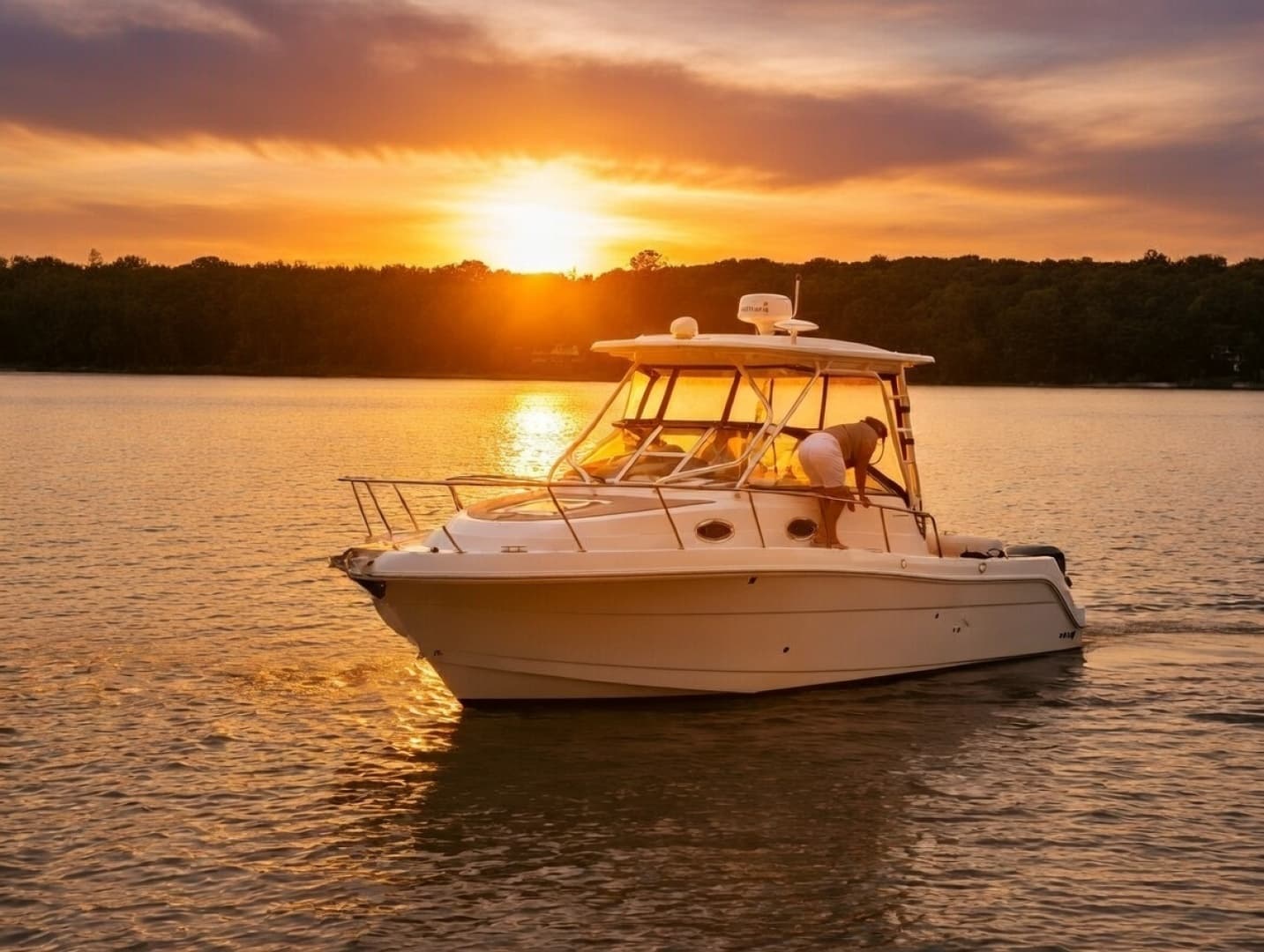 2018 Robalo 305 - Image 2