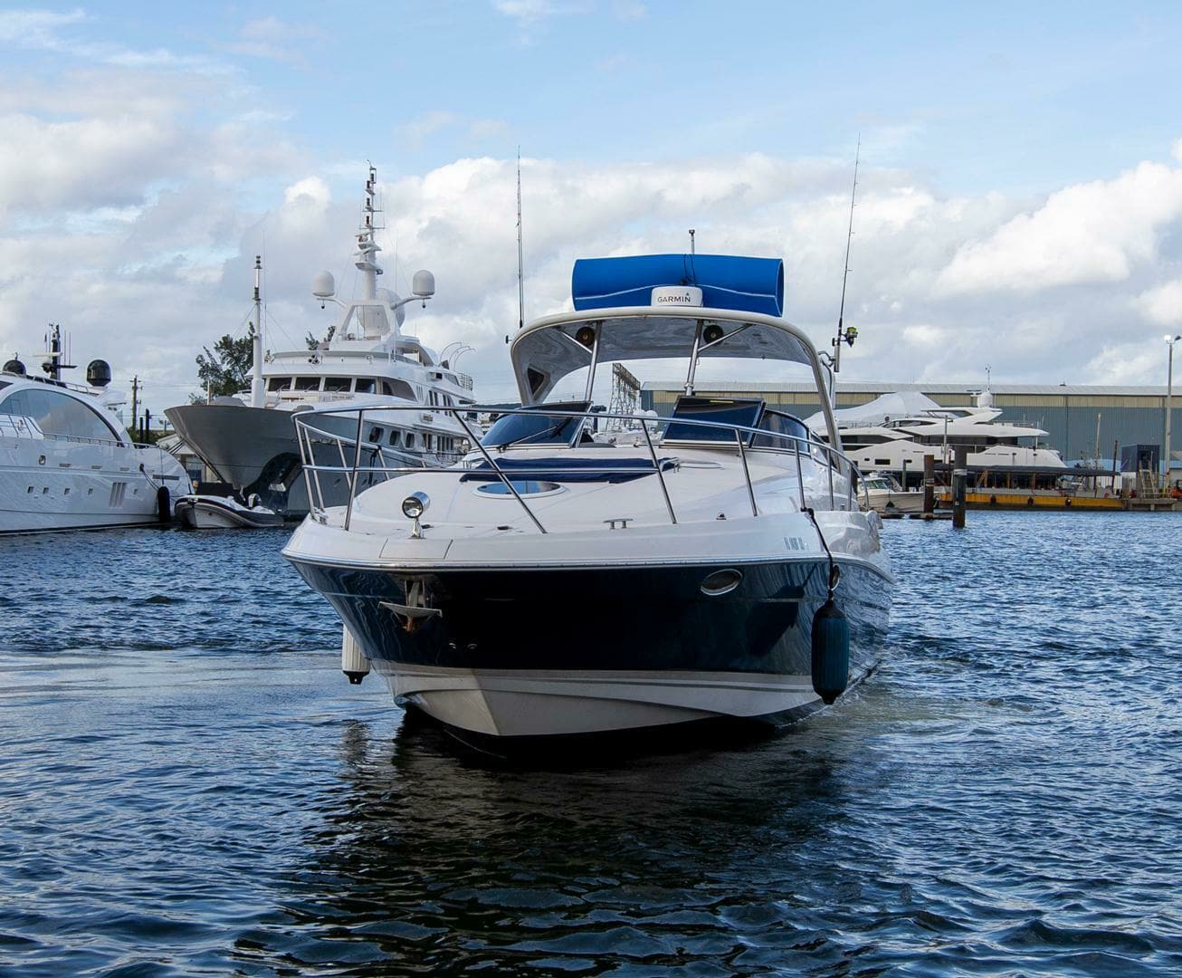 2008 Regal 2760 Sport Yacht - Image 2