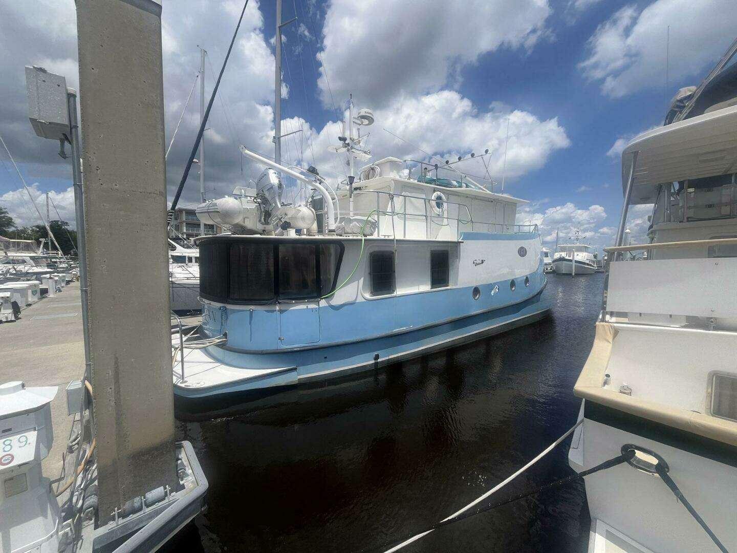 2001 Great Harbour GH47 - Image 6