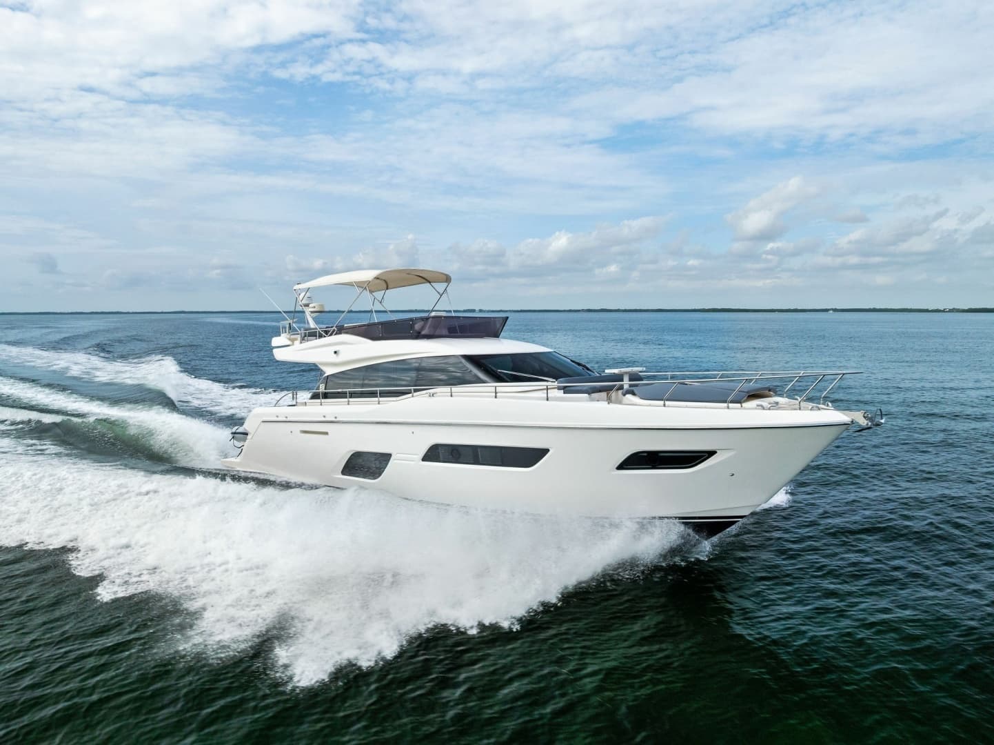 2018 Ferretti Yachts 800 - Image 6