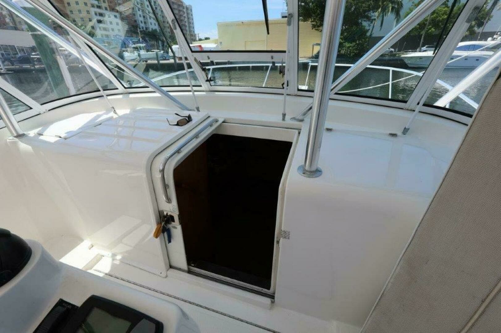 2007 Luhrs 32 Open - Image 13