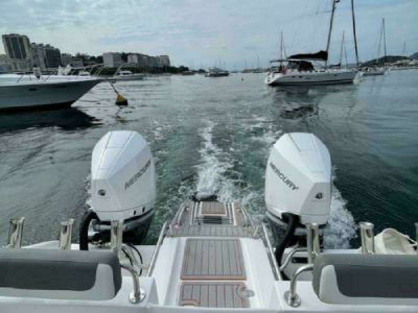 2023 Garnet Offshore 300 HT - Image 5