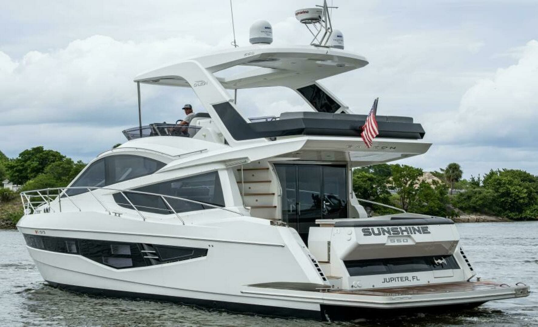 2020 Galeon 550 Fly - Image 3