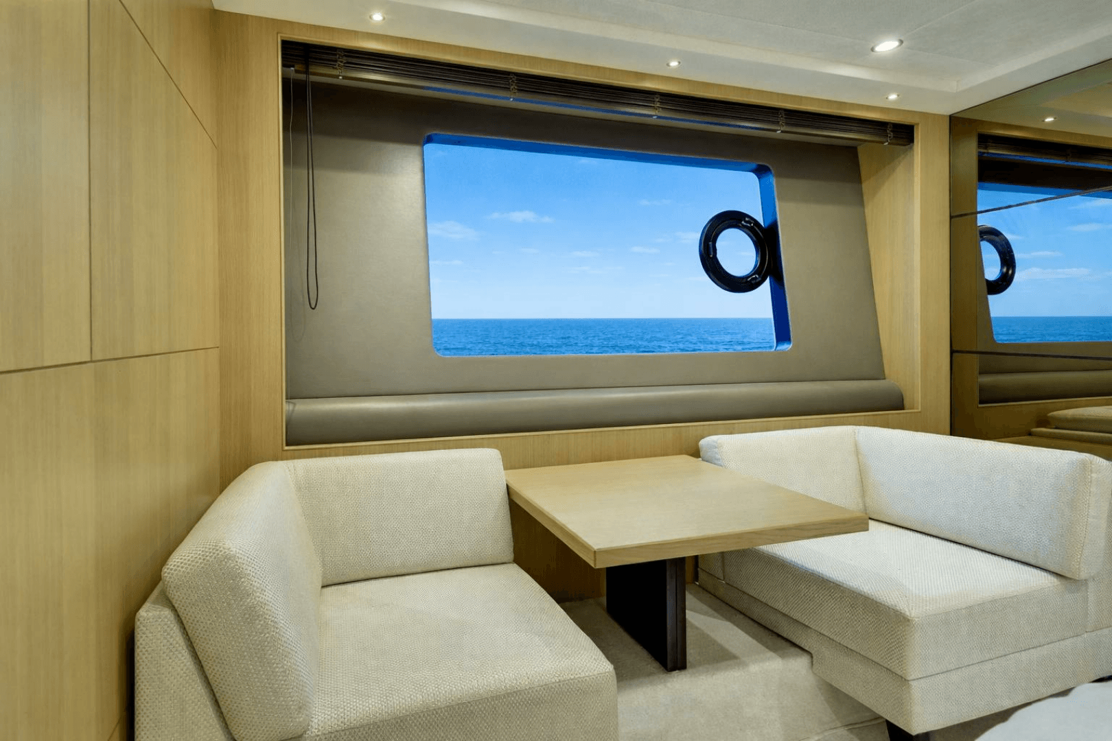 2014 Princess Yachts — - Image 25