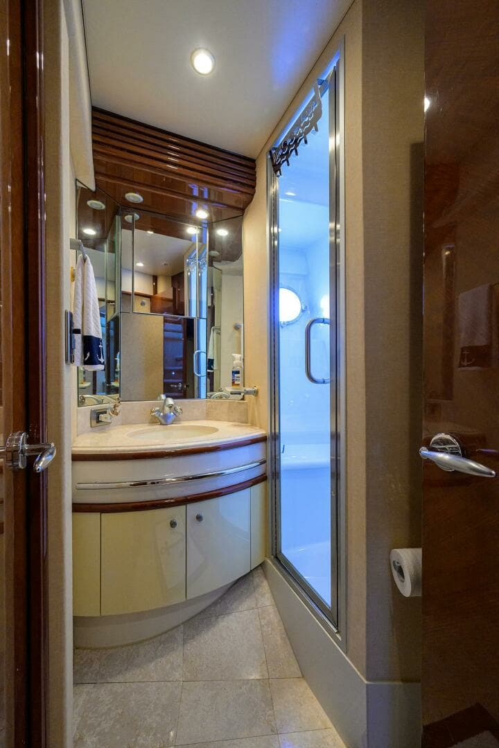 2005 Marquis 65 Motor Yacht - Image 30