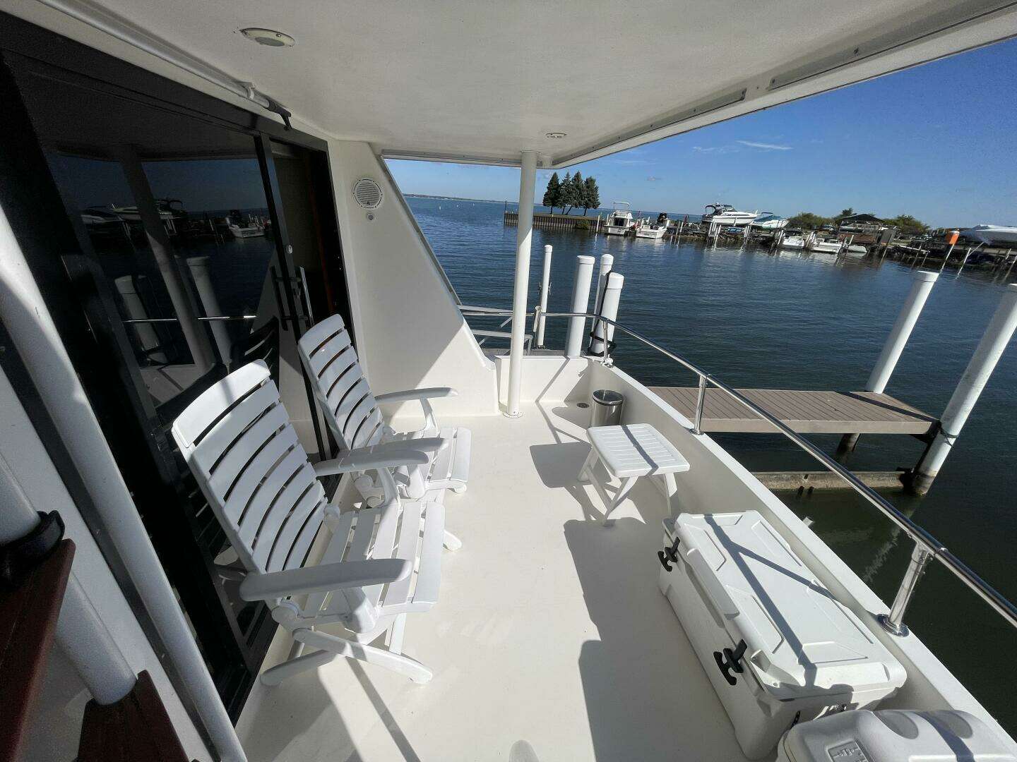 1993 Viking 50 Motor Yacht - Image 20