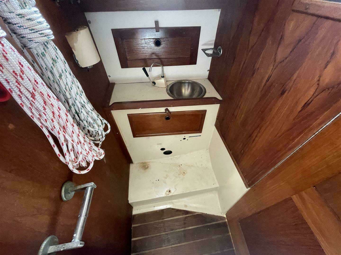 1978 Vineyard Vixen 29 - Image 26
