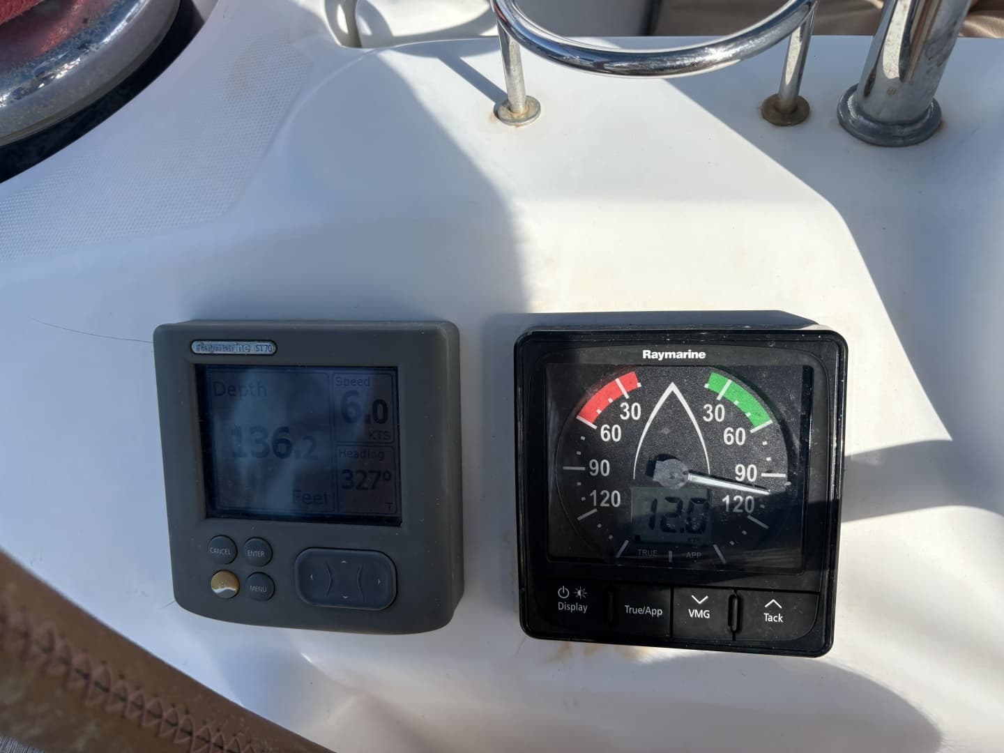 2010 Beneteau — - Image 29