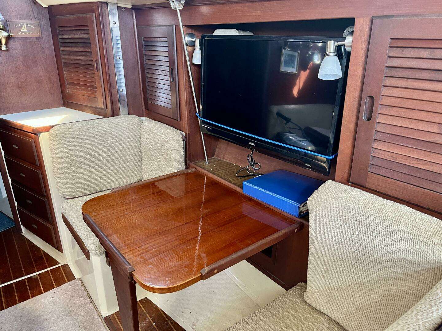 1986 Catalina 36 - Image 8