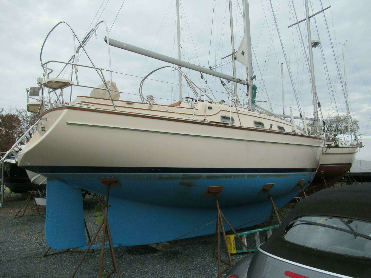 2003 Island Packet 350 - Image 4