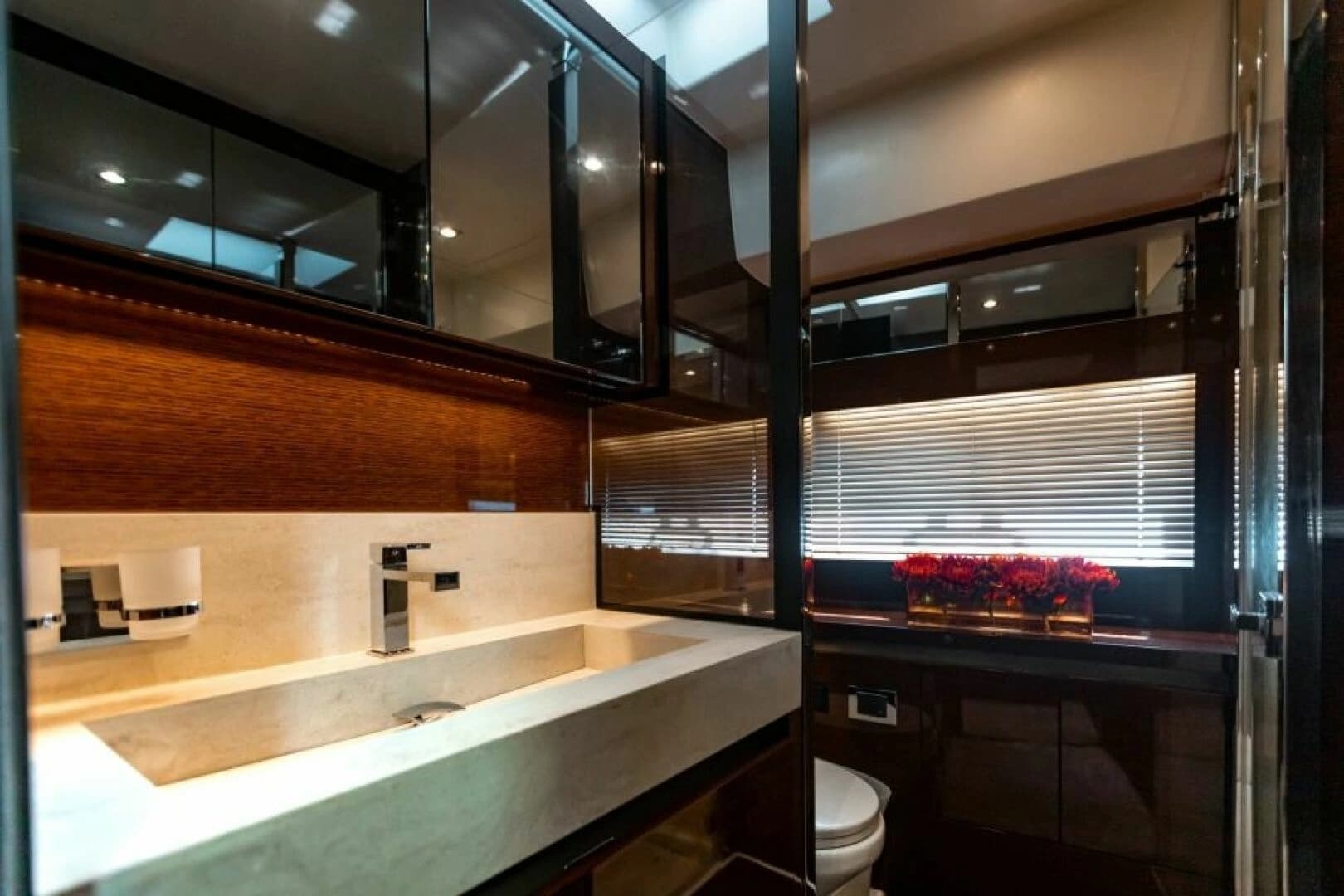 2020 Prestige 630 Flybridge - Image 22