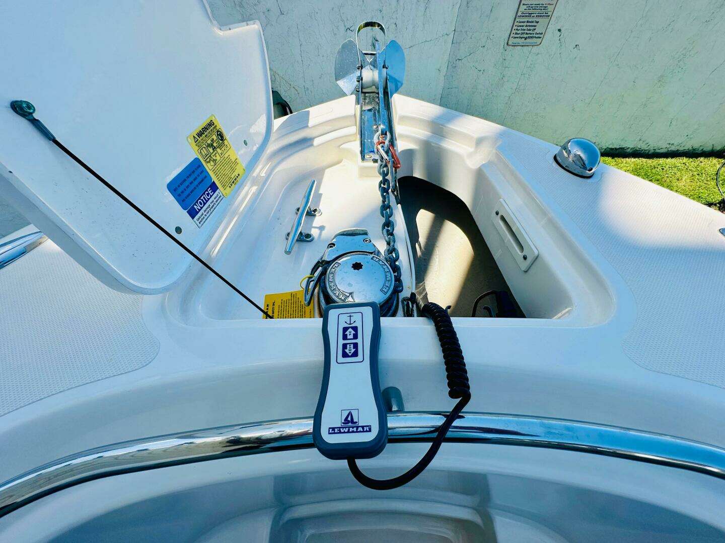 2016 Pursuit C 238 Center Console - Image 20