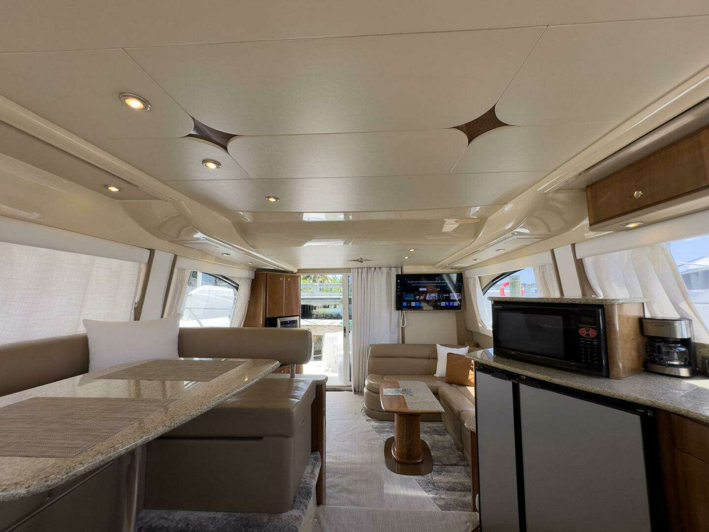 2007 Meridian 411 Sedan Bridge - Image 35