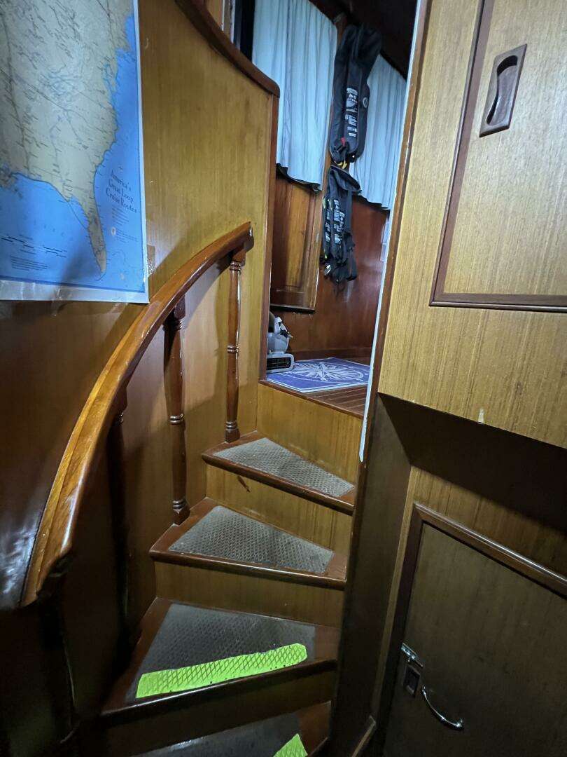1981 Sea Ranger 45 Raised Pilot House - Image 22
