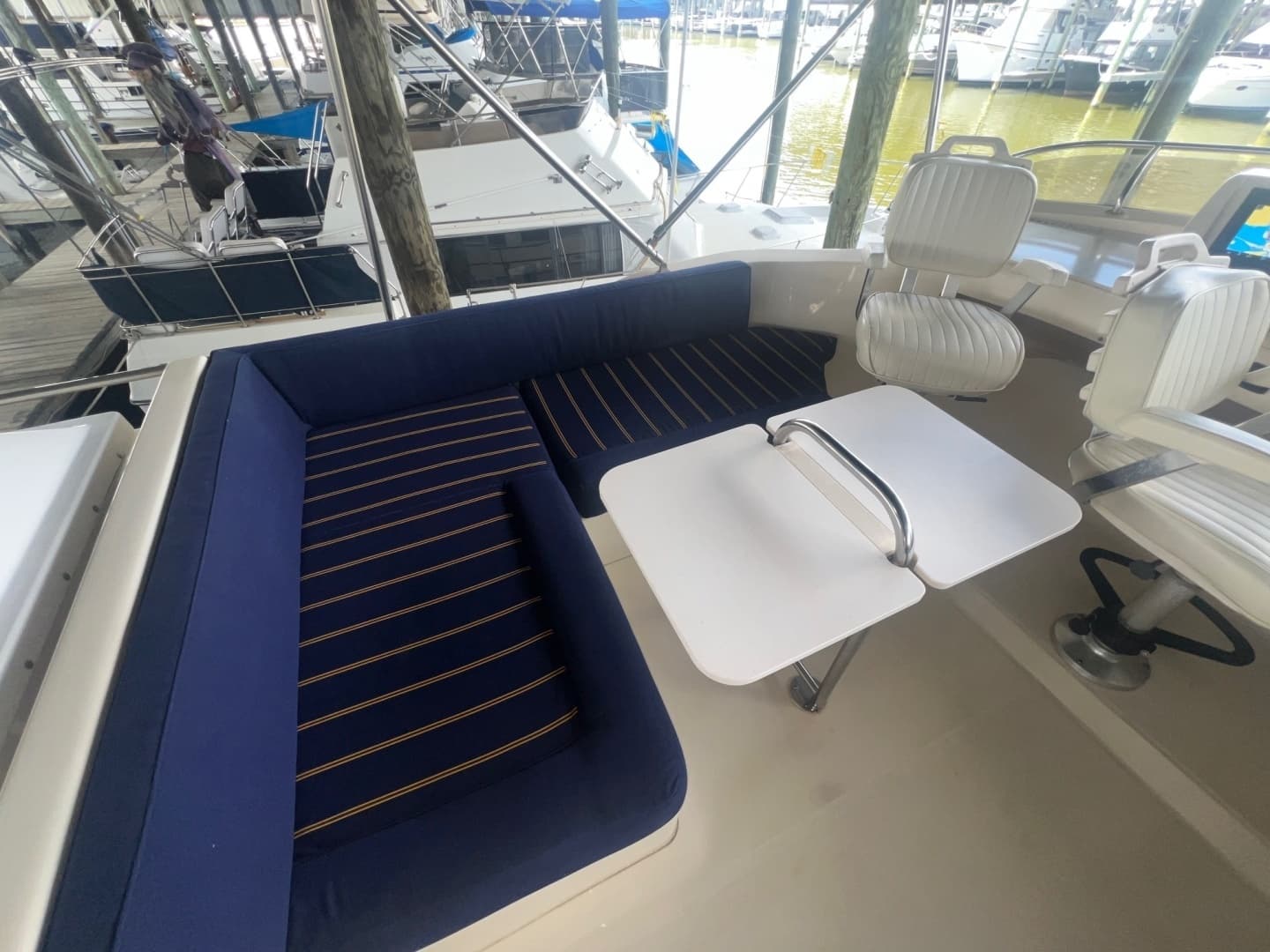 2006 Mainship 34 Trawler - Image 32