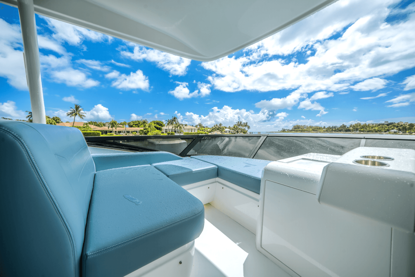 2026 Cruisers Yachts 57 FLY - Image 81