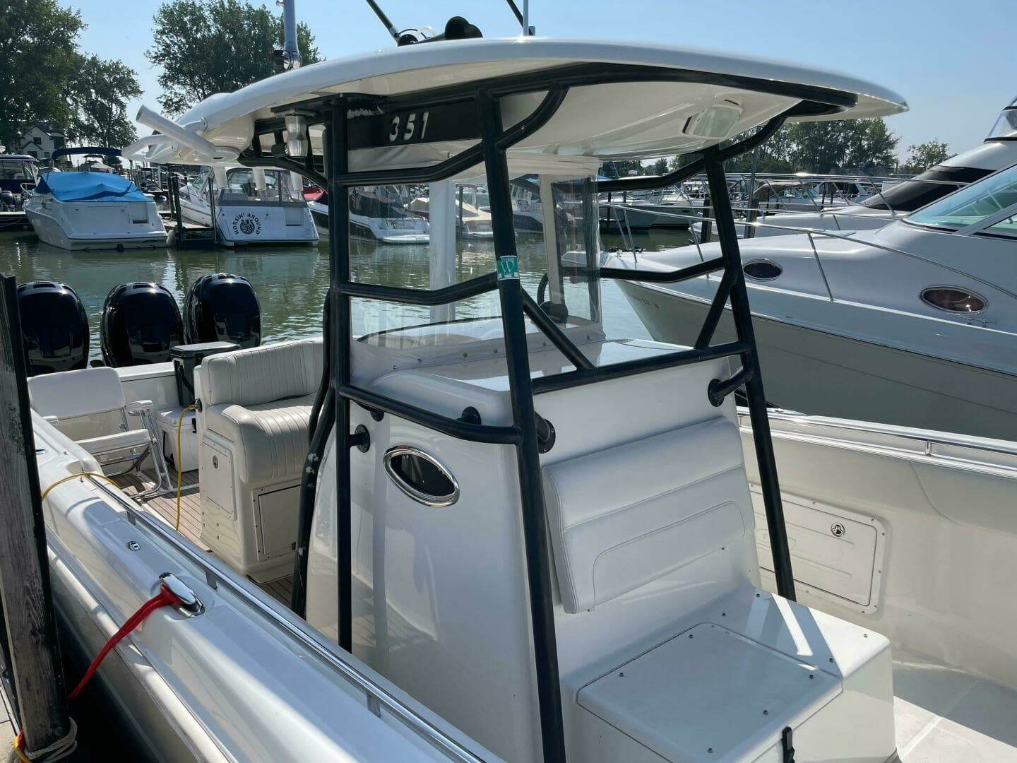 2009 Triton 351 Center Console - Image 11