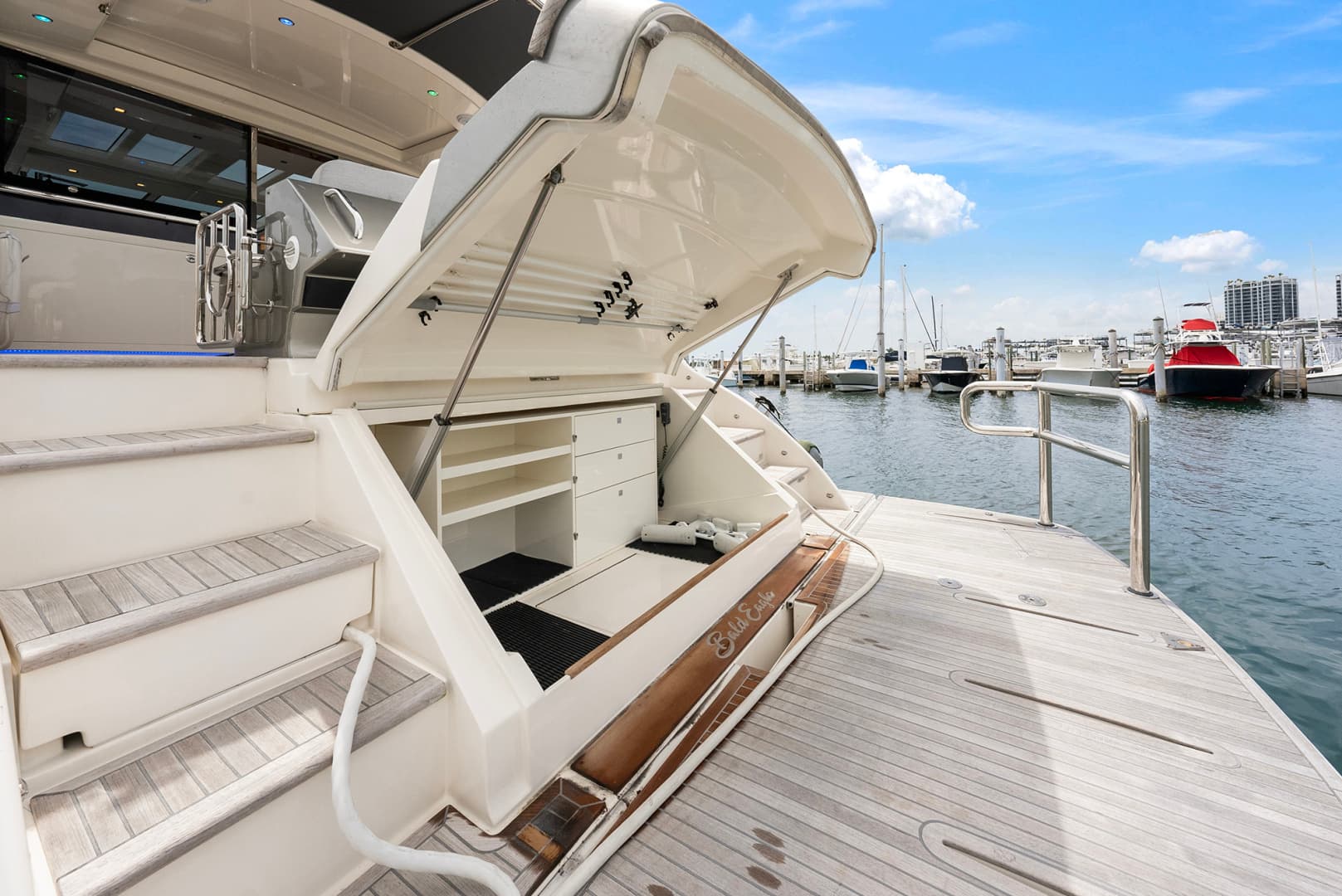 2024 Riviera 6000 SPORT YACHT - Image 45