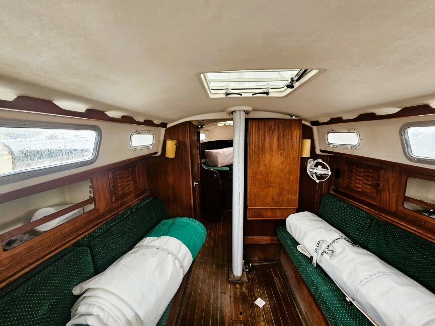 1985 Sabre 34 - Image 12
