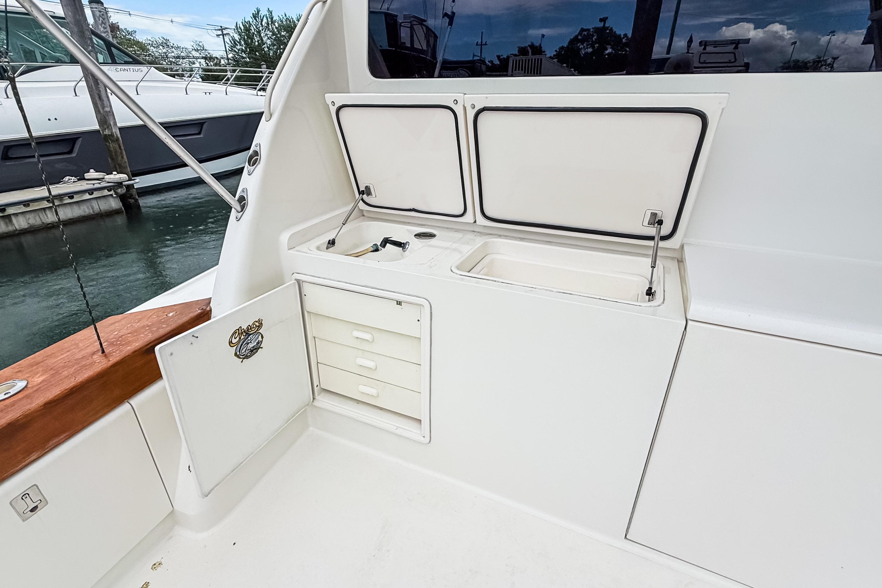 2004 Ocean Yachts 50 Super Sport fishing station with storage and sink.