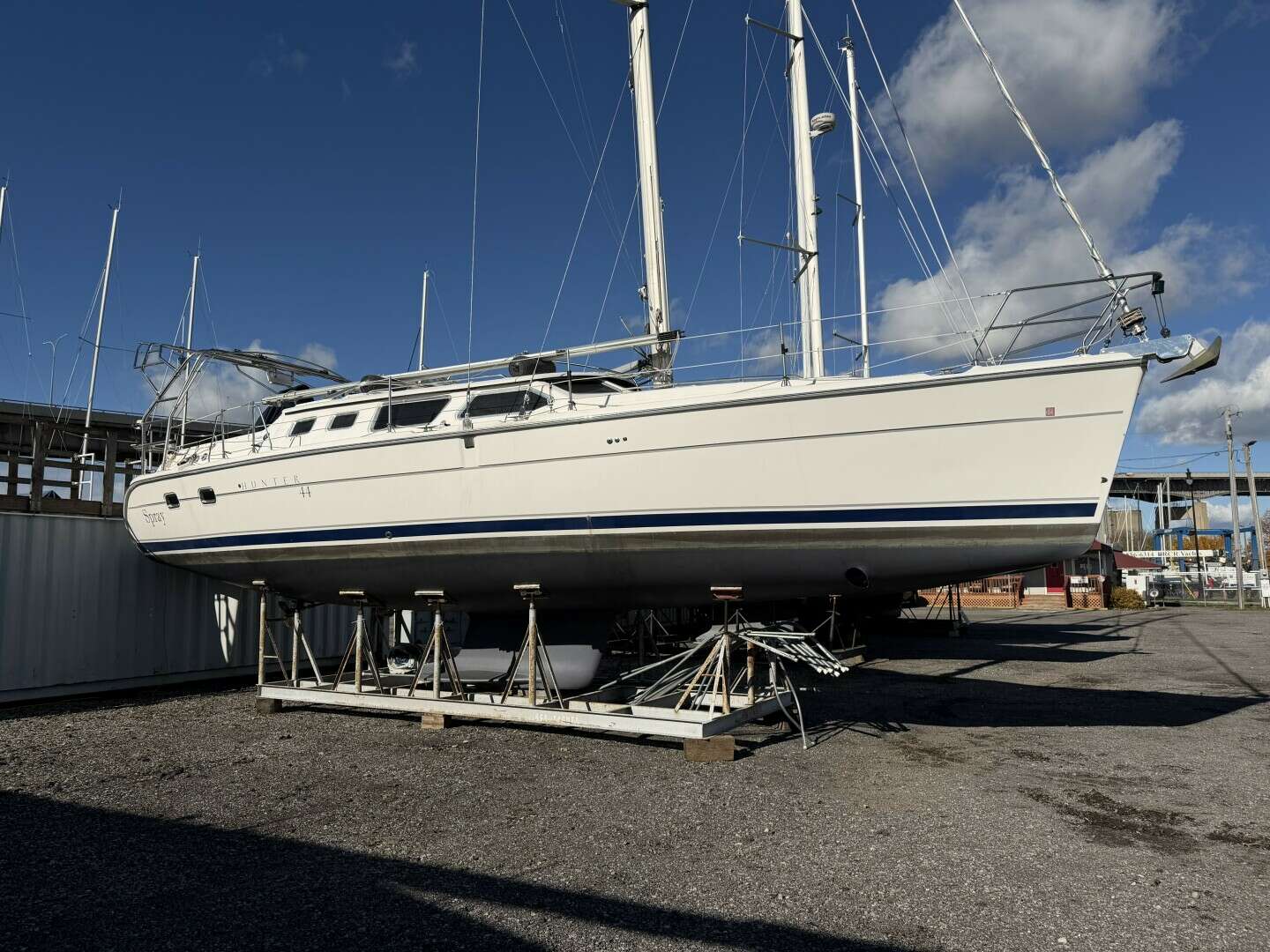 2003 Hunter — - Image 2