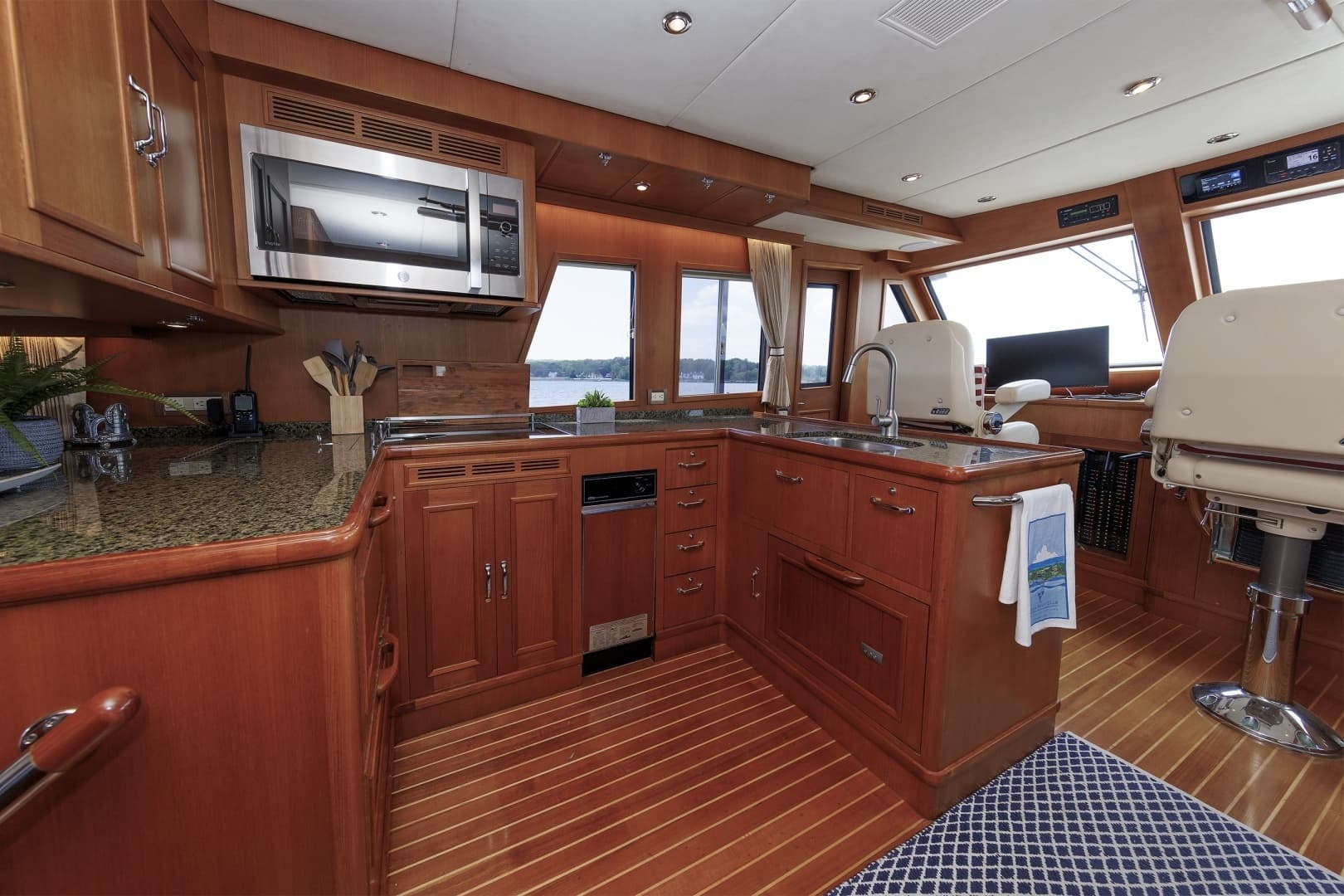 2007 Grand Banks — - Image 40