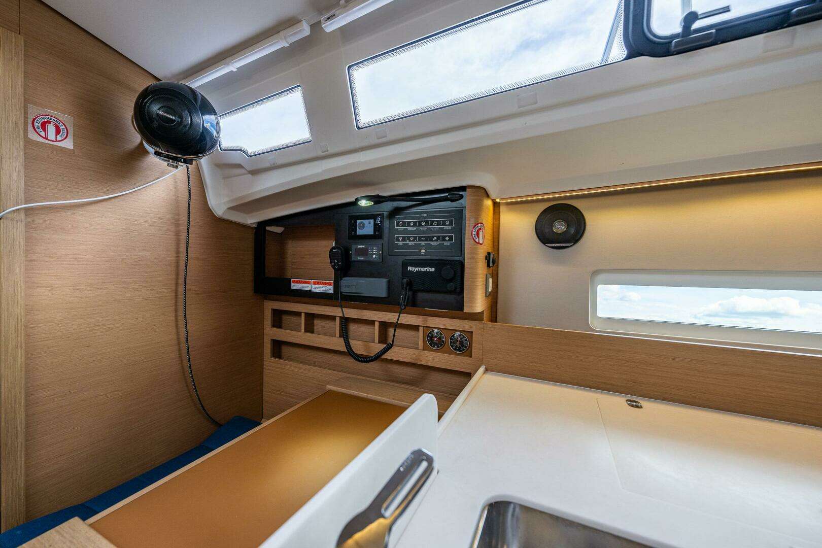 2022 Jeanneau Sun Odyssey 410 - Image 17